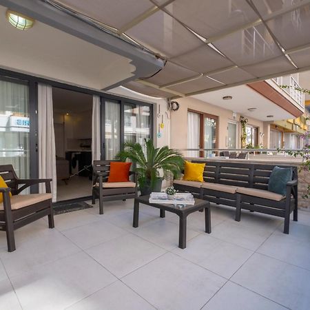 Ezgi'S Apartment With Terrace In Marmaris Exteriör bild
