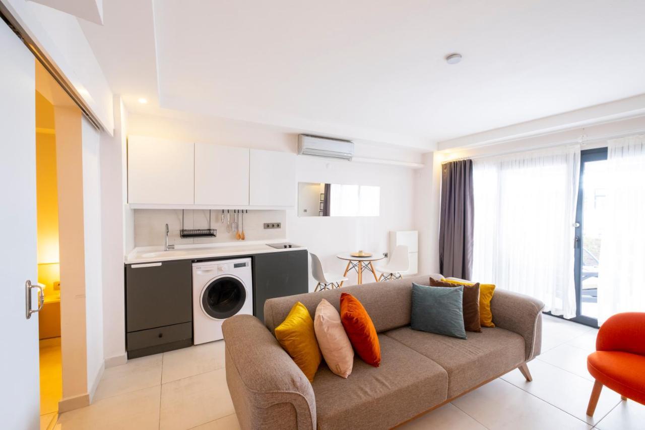 Ezgi'S Apartment With Terrace In Marmaris Exteriör bild