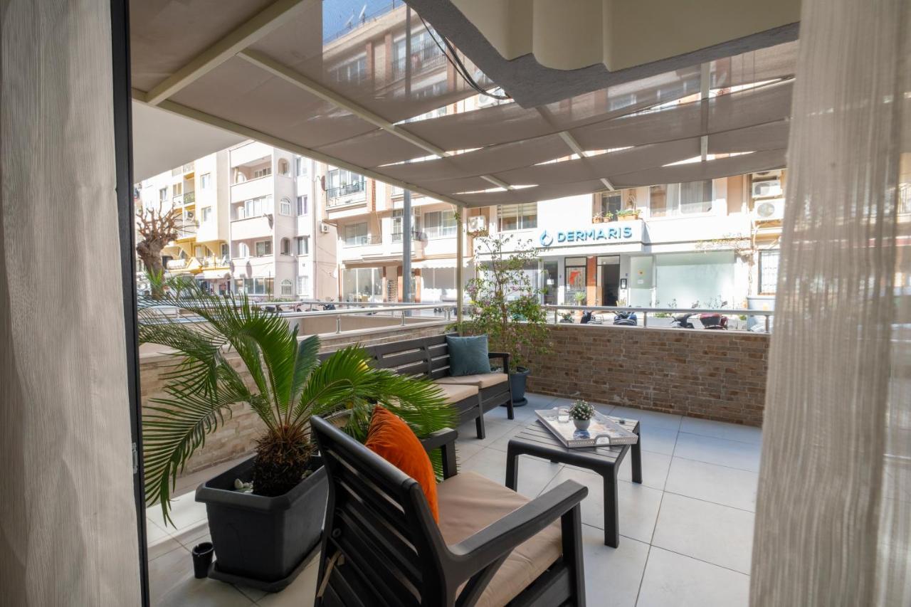 Ezgi'S Apartment With Terrace In Marmaris Exteriör bild